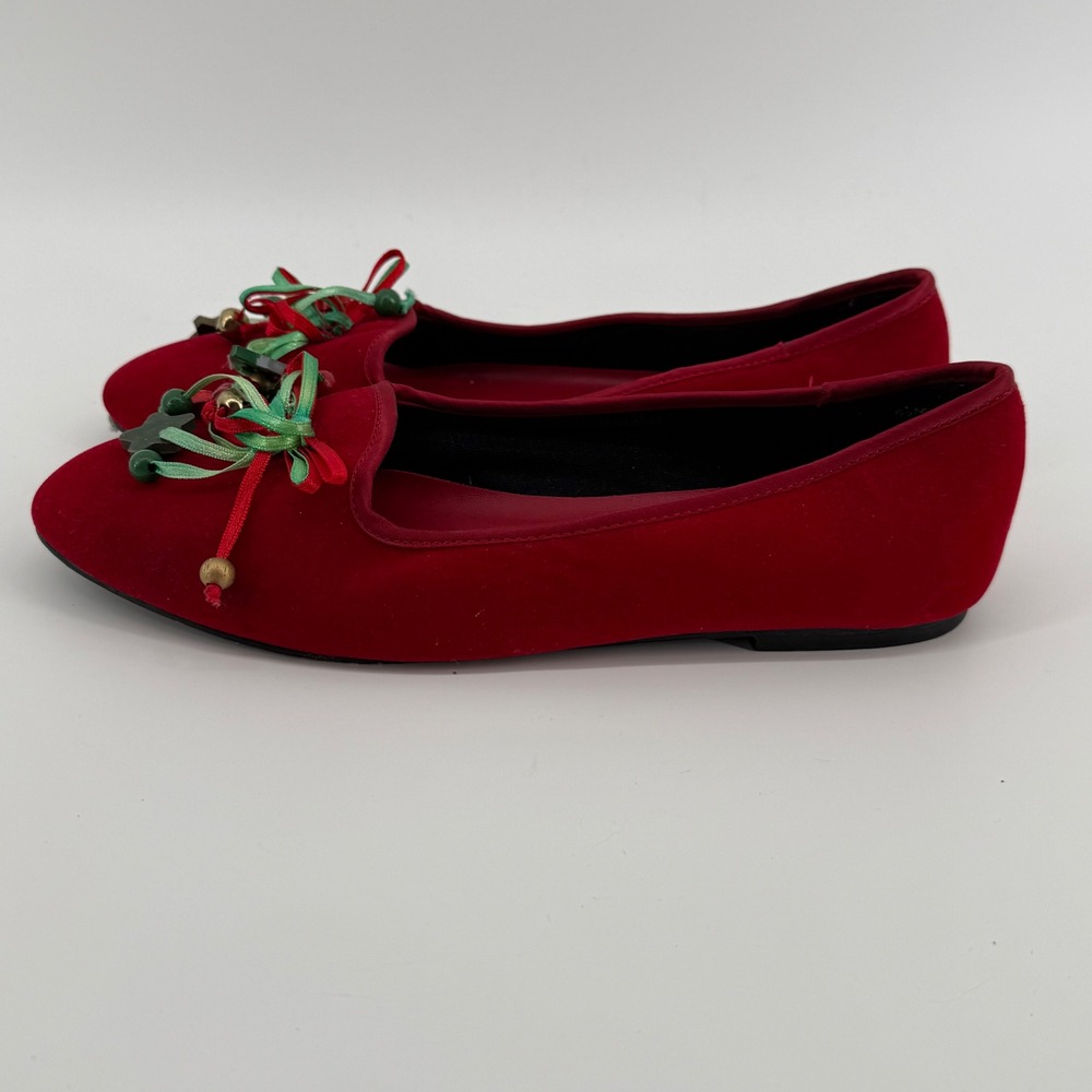 Vintage Carriage Court Womens Red Velvet Christmas Charm Ballet Flats Size 6.5M